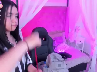Hanna-Foster's Live Sex Cam Show