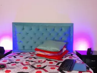 thamarar5's Live Sex Cam Show