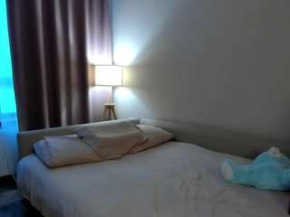 aliceevan Live Webcam on CamSoda