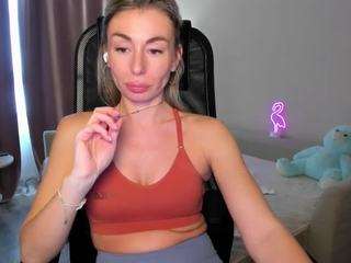 aliceevan live cam profile