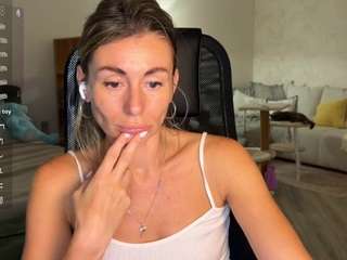 Live cam show with DannaEvan