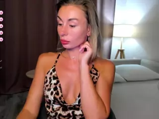 aliceevan's Live Sex Cam Show