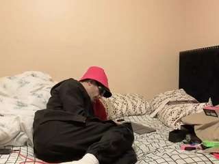 Hailzeffn - capable performer for a mad live performance hailzeffn from CamSoda