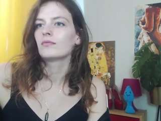 nadinesensual