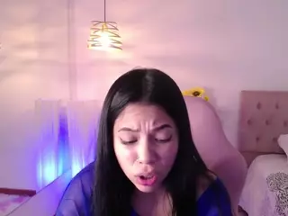 chiiaraa's Live Sex Cam Show