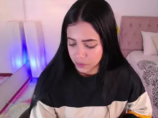 chiiaraa's Live Sex Cam Show