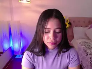 chiiaraa's Live Sex Cam Show