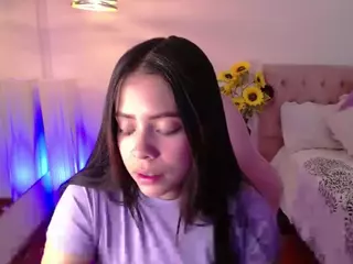 chiiaraa's Live Sex Cam Show