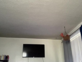 CocaNutt live sex