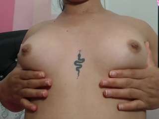 miss-mia18 Lesbian Squirts camsoda