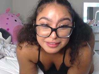 Lia L