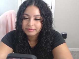 mmmmmmlia Live Webcam on CamSoda