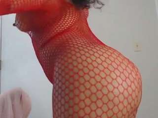 mmmmmmlia Live Webcam on CamSoda