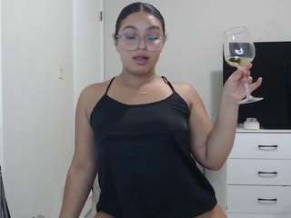 Lia L