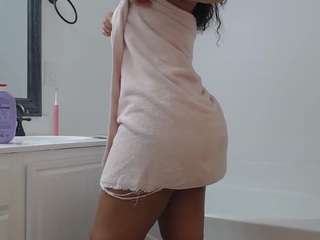 Lia L