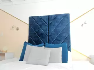 Chantal's Live Sex Cam Show