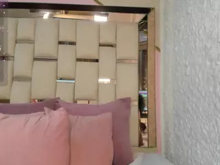 Chantal's Live Sex Cam Show