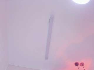 emma-white001 webcam