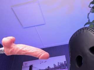 emma-white001 live cam