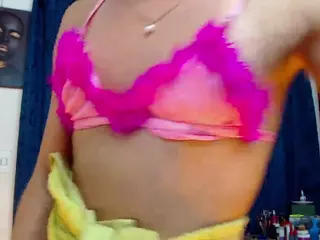 dollsweet69's Live Sex Cam Show
