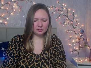 sallyverda's CamSoda show and profile