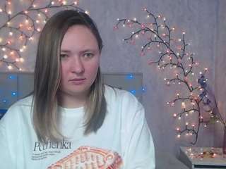 sallyverda's CamSoda show and profile