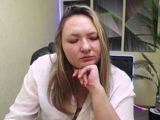 sallyverda live profile