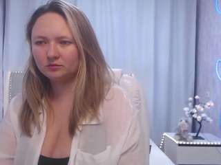 SallyVerda live webcam show