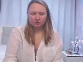 SallyVerda live webcam show