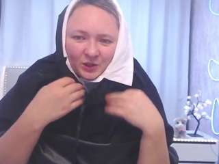 SallyVerda live webcam show