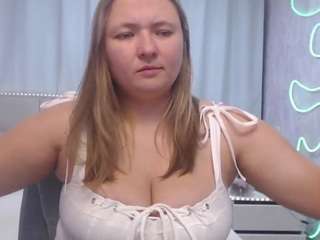 SallyVerda live cam preview