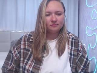 SallyVerda live cam preview