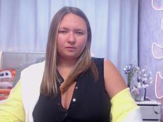 SallyVerda live cam preview