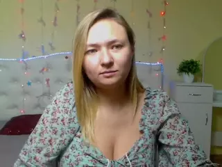 SallyVerda's Live Sex Cam Show