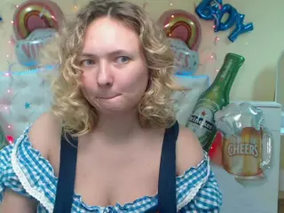 SallyVerda's Live Sex Cam Show