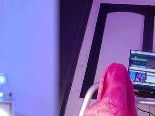 ahytana's live room