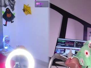 ahytana's live room