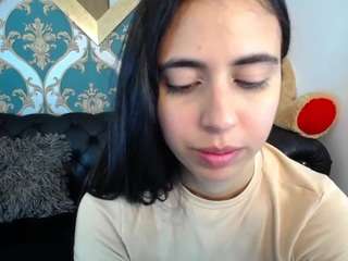 Live cam show with AnnaAlvarez