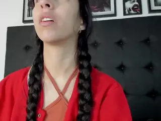 AnnaAlvarez's Live Sex Cam Show