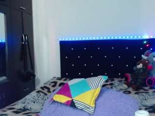 ross-violet Live Webcam on CamSoda