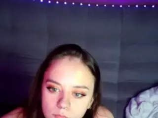 MarikaLips's Live Sex Cam Show