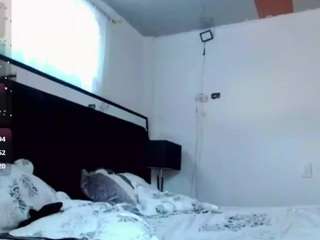 bunnyassx live webcam show