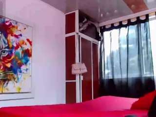 le modèle bunnyassx est en webcam porno dans un show sur le site camsoda, il possède les tags suivants: arabic,average,young-adult,teen 18,tease,tattoos,spank,smoking,muscular,mistress,drinking,dirty talk,brown eyes,black-hair,big cock,hd,latina,small-tits