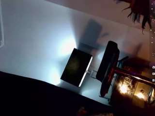 le modèle bunnyassx est en webcam porno dans un show sur le site camsoda, il possède les tags suivants: arabic,average,young-adult,teen 18,tease,tattoos,spank,smoking,muscular,mistress,drinking,dirty talk,brown eyes,black-hair,big cock,hd,latina,small-tits