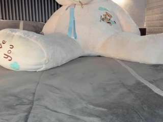 le modèle magic-marg est en webcam porno dans un show sur le site camsoda, il possède les tags suivants: ass,sexy,asshole,nipple piercings,pov,public,pussy,sex toys,solo,naked,spank,squirter,strip,striptease,tattoos,twerk,wet,natural,nature,lush