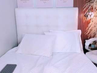 susie-evilvodevil18 live cam preview