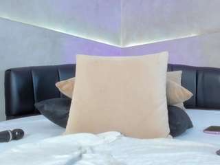 cata-lopez1 Live Webcam on CamSoda