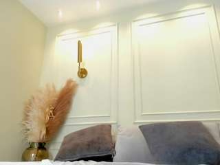 cata-lopez1 Live Webcam on CamSoda