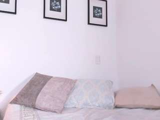 cata-lopez1 Live Webcam on CamSoda