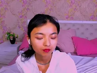 ShyKira's Live Sex Cam Show